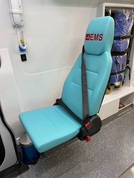Apeiron-DC-M1-ambulance-seats-019