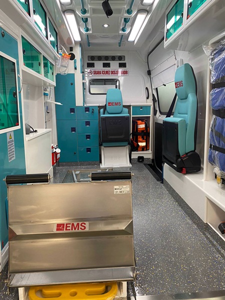 Apeiron-DC-M1-ambulance-seats-023